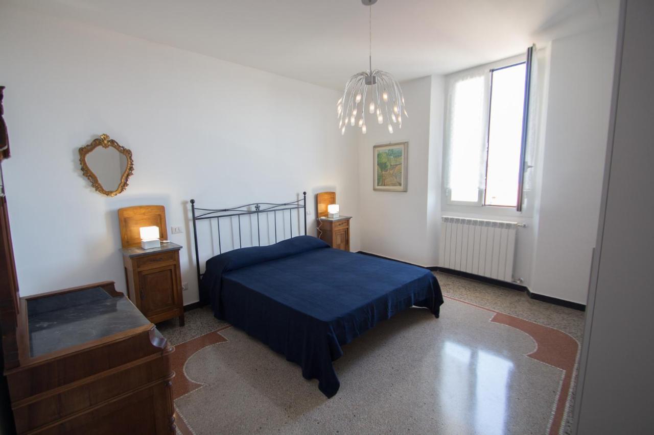 Appartamento Di 5 Locali,8 Posti Letto Vista Mare Varazze Exterior foto